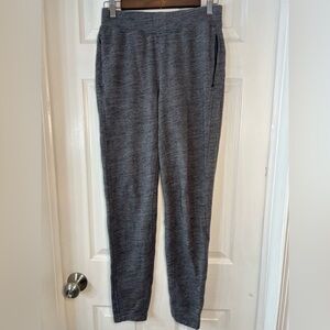 Lululemon Pants Gray‎ Women’s Size 4